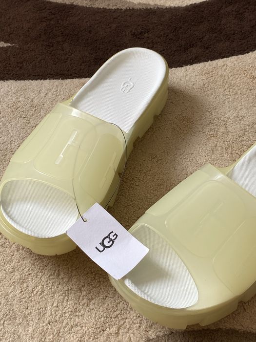 Шлёпки ugg прозрачные