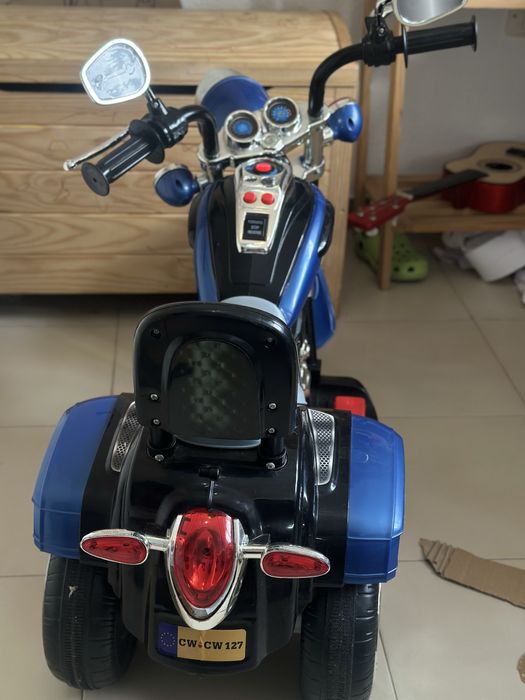 Mota eletrica para crianças