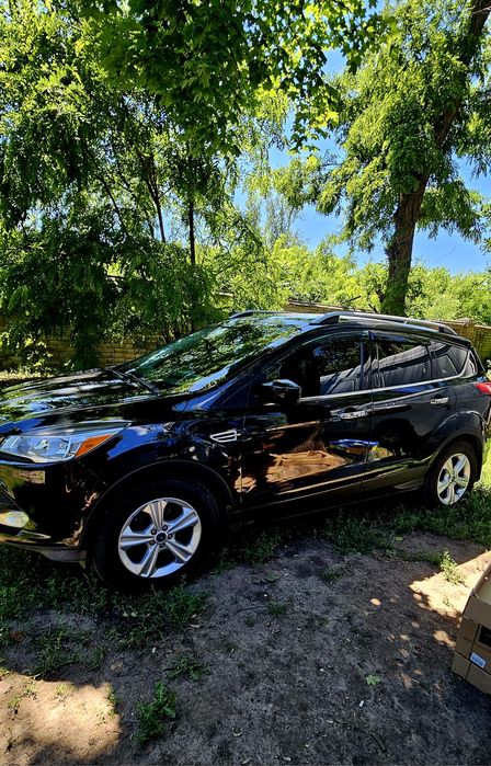 Продам Ford Escape
