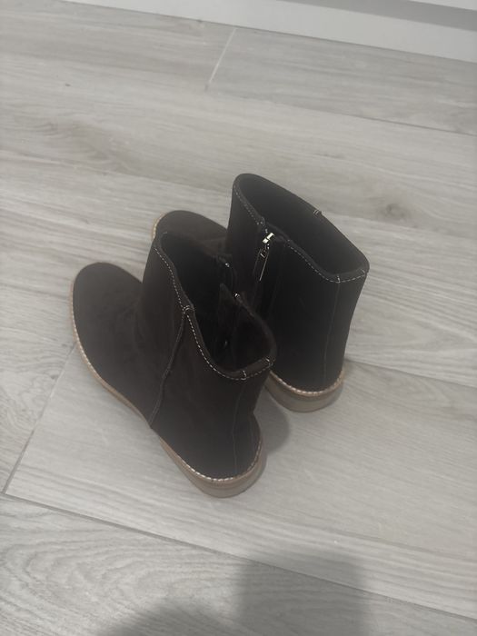 Botas Castanhas com fecho 38