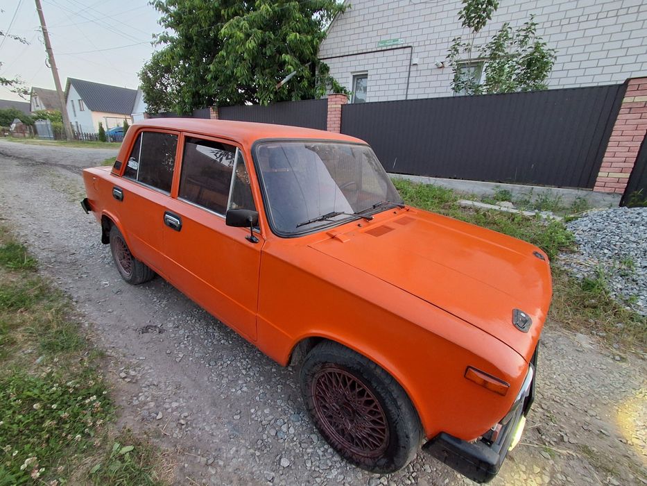 Продам ваз 21013