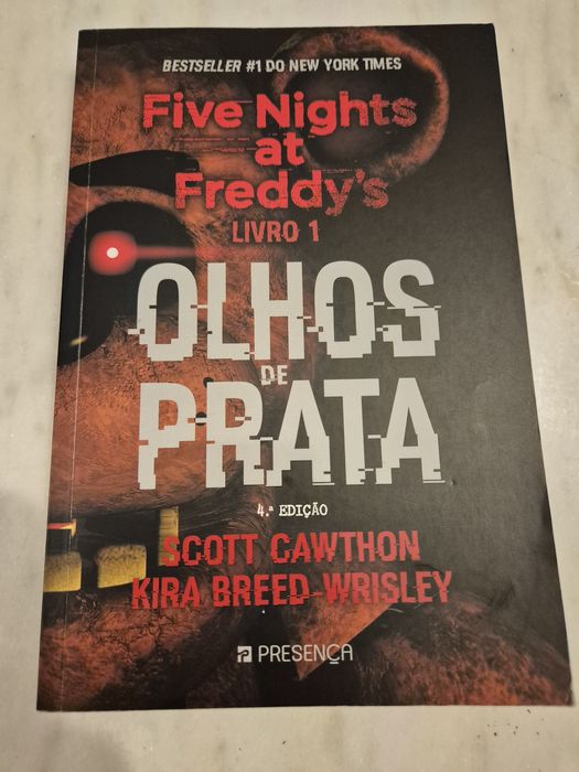 Livro - Five Nights at Freddys