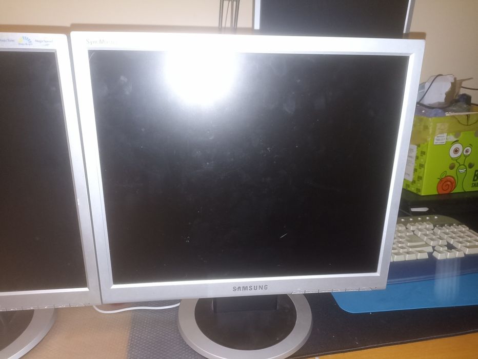 Монітор Samsung SyncMaster 720N