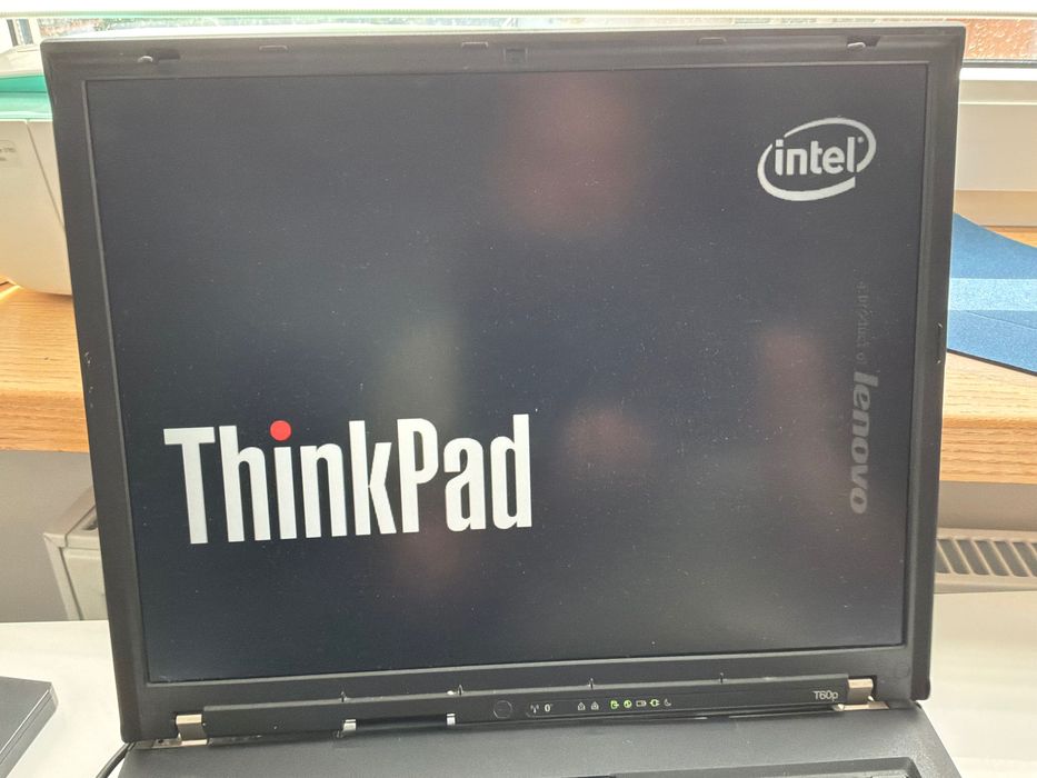 IBM ThinkPad T60p, 2GB RAM, 15” UXGA (1600x1200), Intel T2600, HDD 100GB 7200rpm