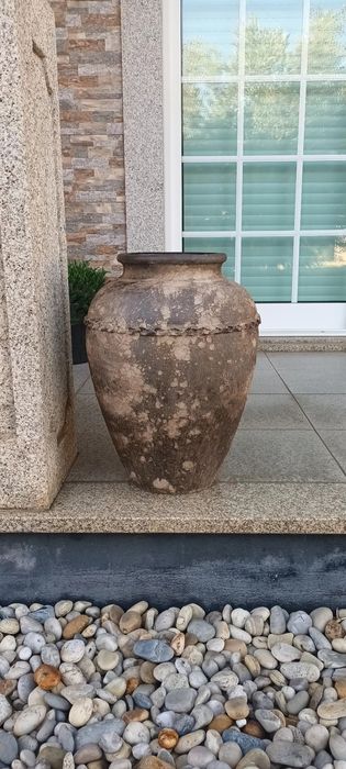 Vaso rústico com 46cm de altura