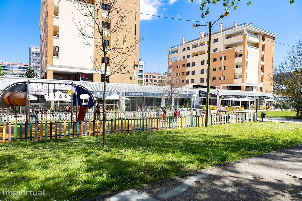 Loja  para venda — Marrazes E Barosa, Leiria