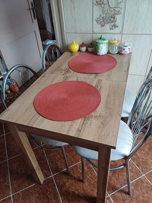 Stół rozkladany i krzesla okazja