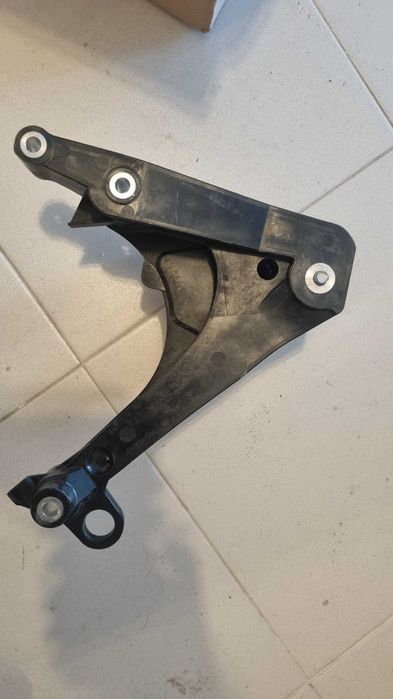 Apoio de motor bmw i3