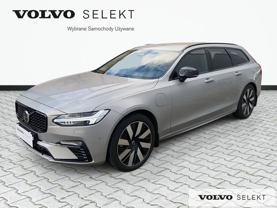 Volvo V90 Volvo V90 T6 253KM+145KM AWD Plug-In Hybrid Plus Dark