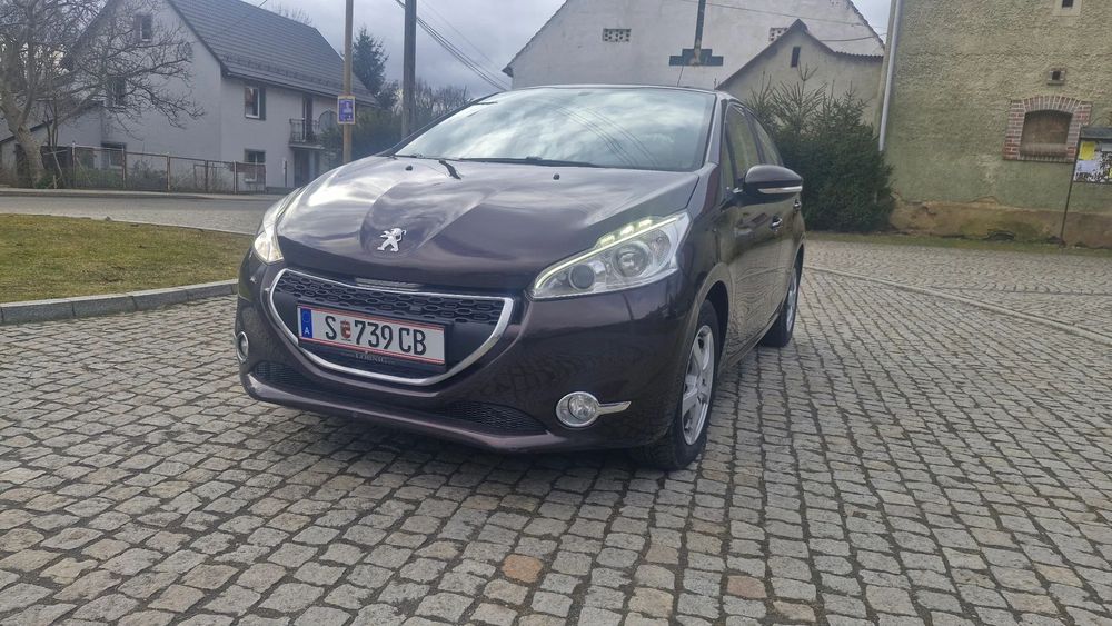 Peugeot 208 Idealny stan,1.2 VTI ,klima ,ledy, kilometry gwarantowane,oryginał