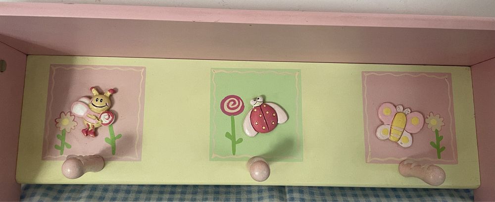 Artigos criança candeeiros, cabides e relógio