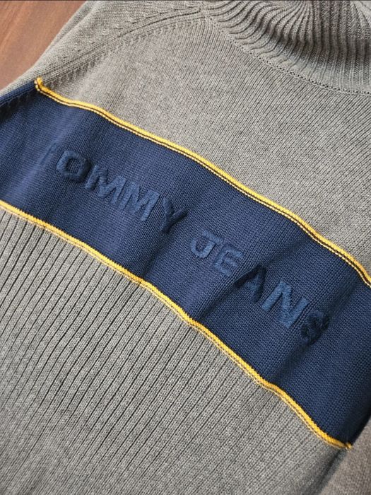 Sweter z golfem Tommy Jeans