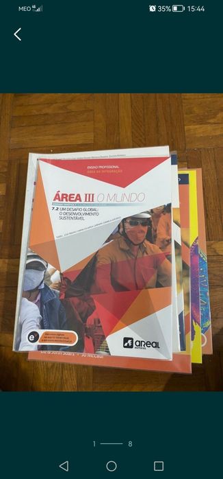 Livros escolares 10º ano  Preço unidade.