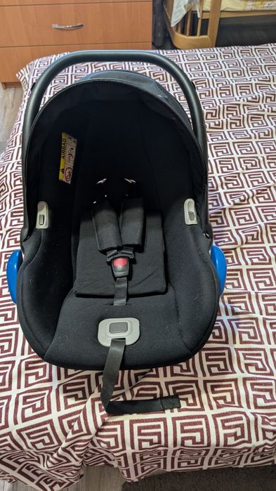 Автолюлька Roan з народження