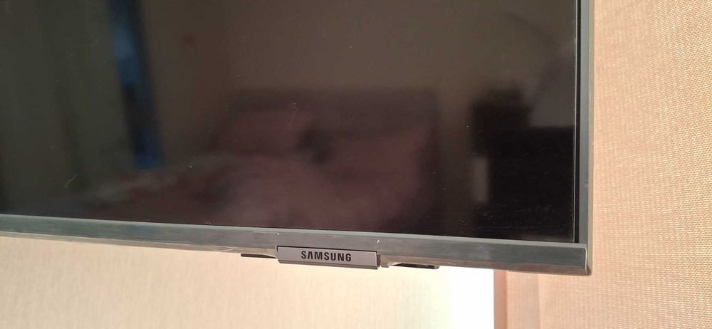 Телевизор Samsung UE50AU8000UXUA
