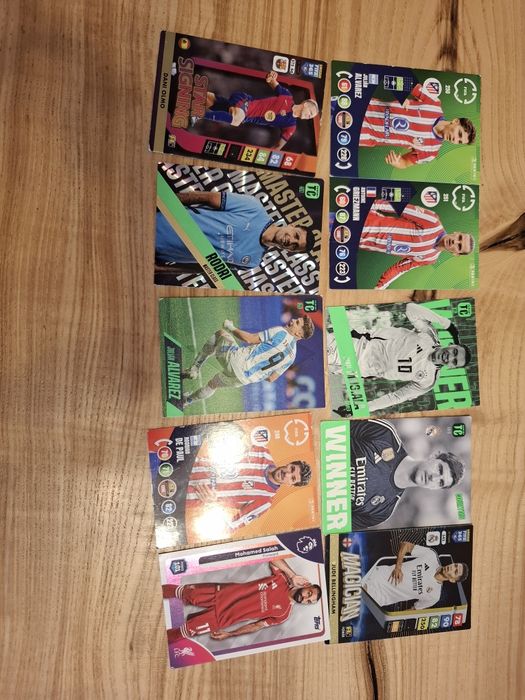 Karty piłkarskie 25/26 i 24/25
