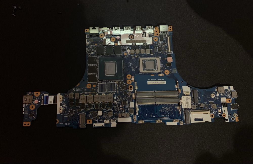 Lenovo Legion 5 para peças – RTX 3060 avariada