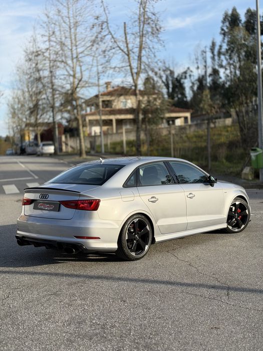 Audi A3 Limousine 1.6 TDI S-LINE kit RS3