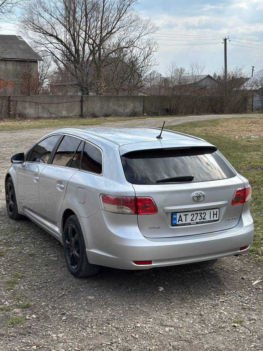 Toyota Avensis 2011 2.2d D4D