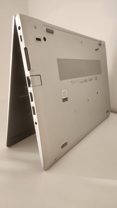 Portátil HP i7 8550U de 14" IPS 128Gb 8Gb Ram (expansível) + Bateria nova e suplente!