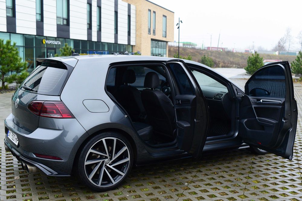 Volkswagen Golf 450к.с. GTI R ідеал