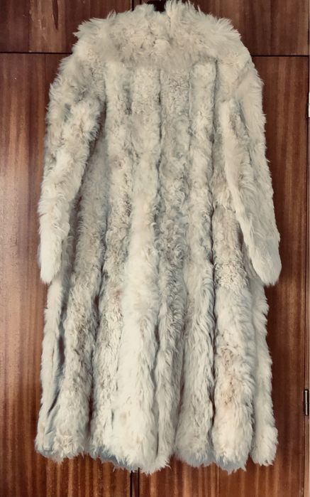 Casaco Comprido de Pele de Alpaca comprado no Peru