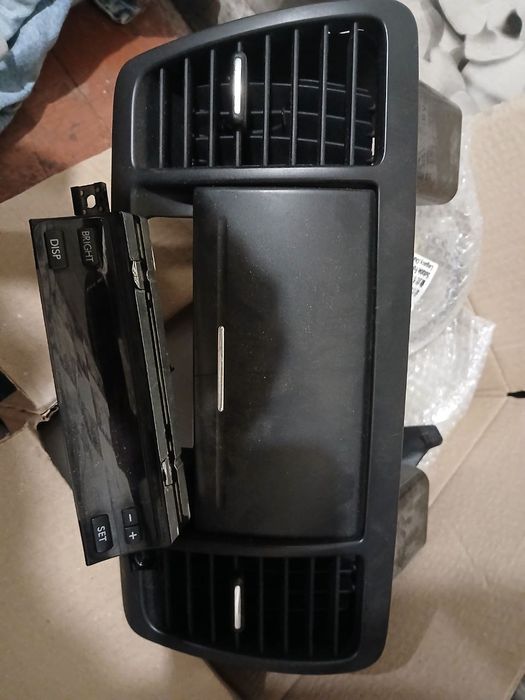 Субару, часы, все целое, все провода подключения