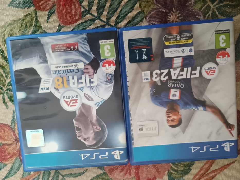 Konsola  PLAYSTATION 4 slim