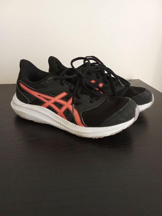 Tenis Senhora ASICS