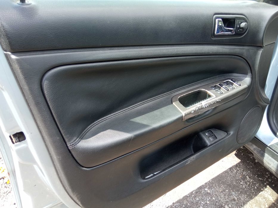 VW Passat B5 1.8T AWT *na części*