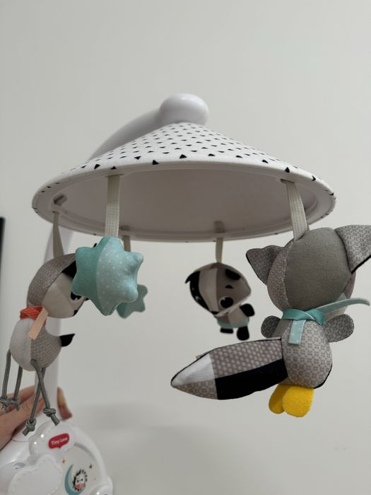 Музичний мобіль з проектором на ліжечко