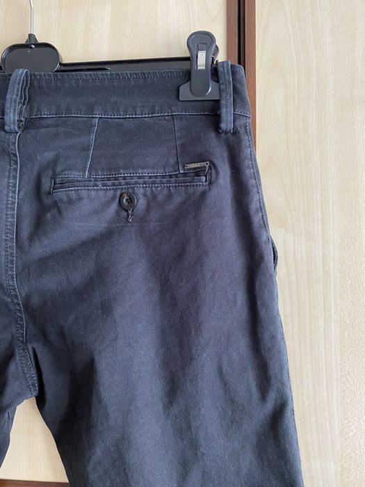 Джинсы черные