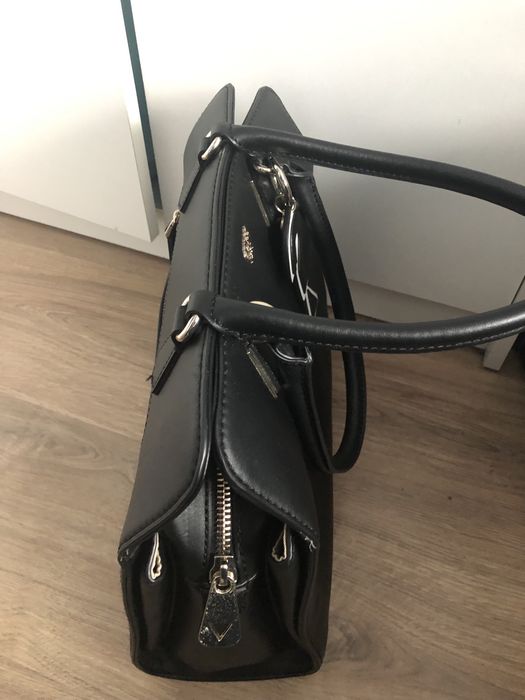 Torebka GUESS damska czarna