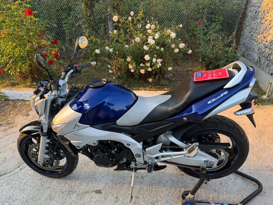 Продам suzuki gsr АBS  600