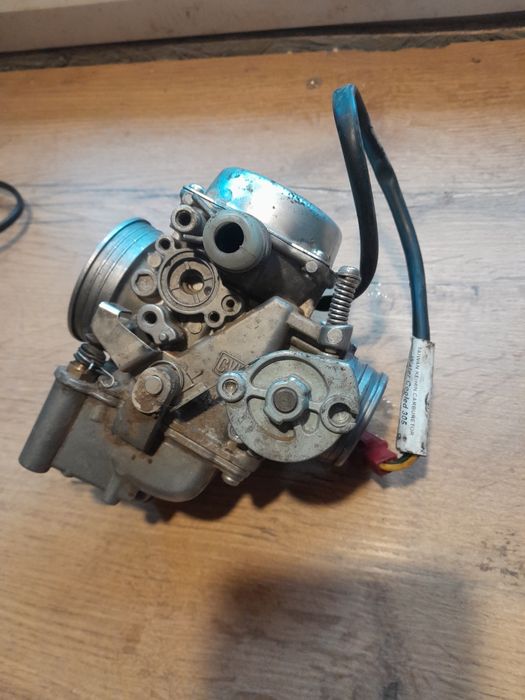 Sprzedam gaznik do piaggio x8 125