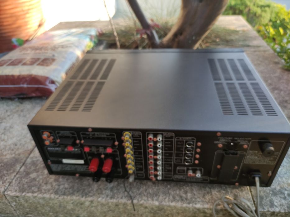 Sony STR- FB930 amplificador