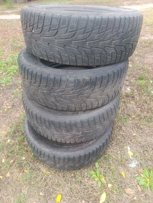 продам шини 205,60,r16