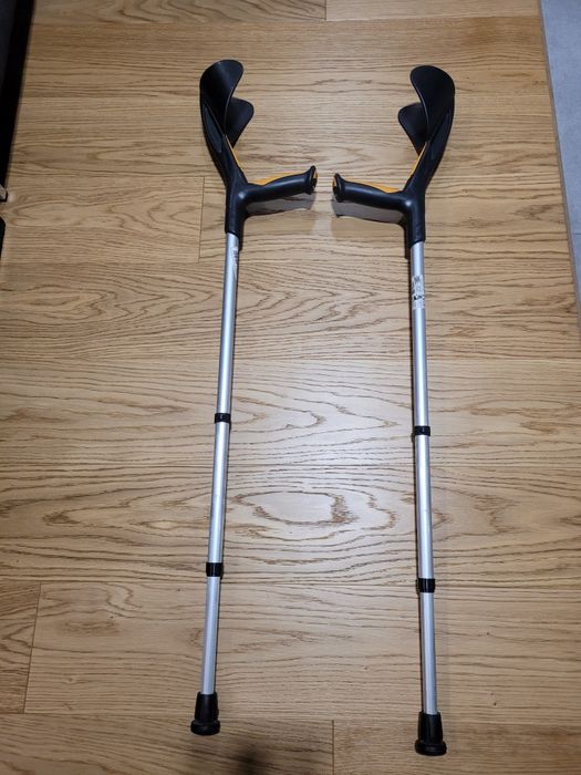 Kule ortopedyczne rehabilitacyjne łokciowe