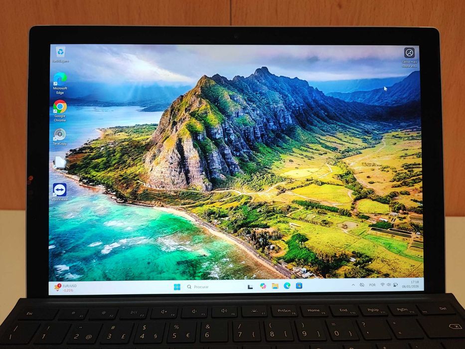 Microsoft Surface Pro 7 Plus i7-1165G7 16GB Ram 256GB NVMe teclado PT