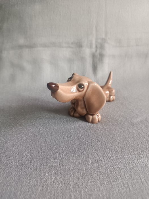 Kuka Wojciech Rydz figurka psa jamnik