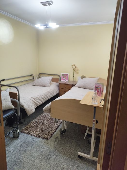 Cuidamos Idosos na nossa residencia