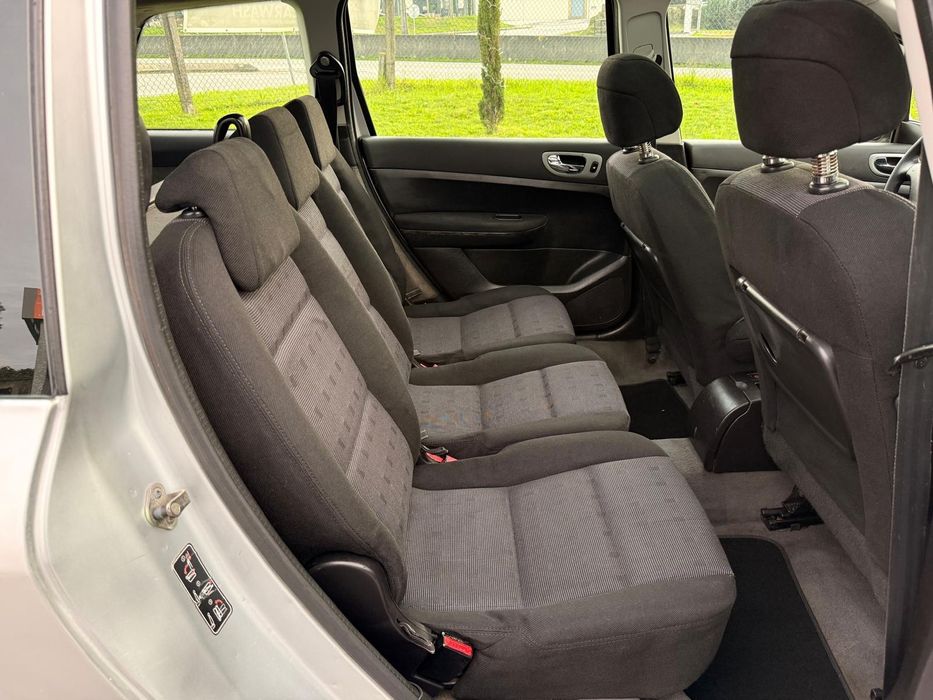 Peugeot 307 SW - 7 lugares