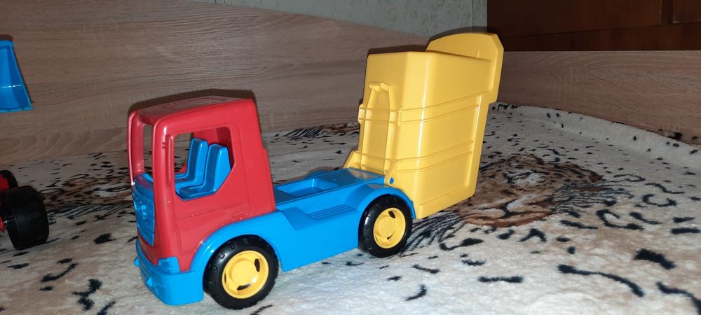 Машины Вадер Трактор и самосвал