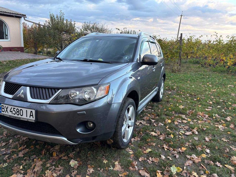 Продам аутлендер XL