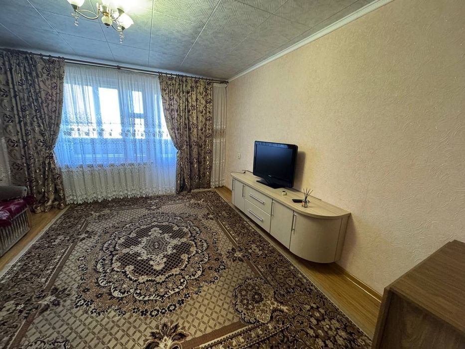 Центр  Дворцовая   2-к.кв.