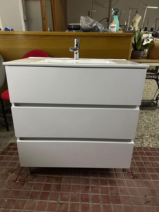 Móvel de casa de banho