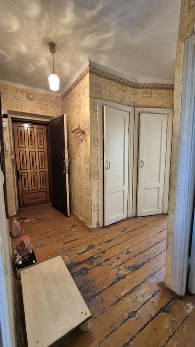 2х комнатная в центре, 47м2, средний этаж