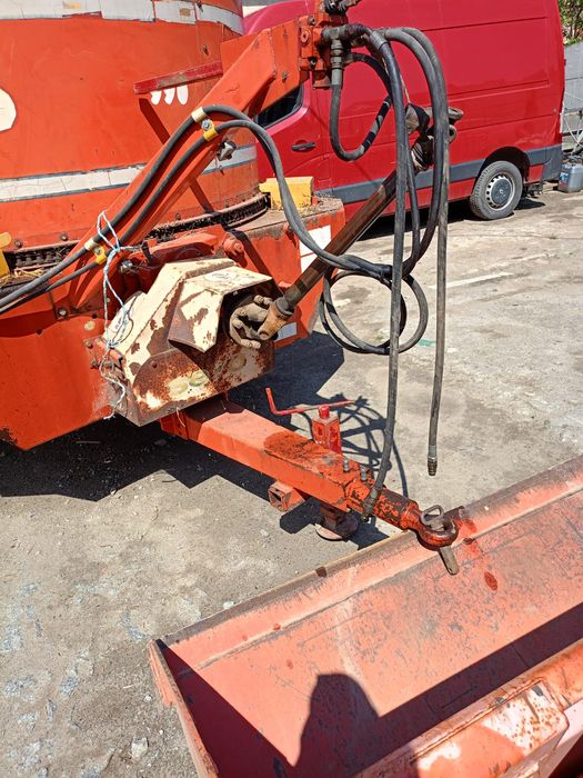 Ścielarka do truskawek