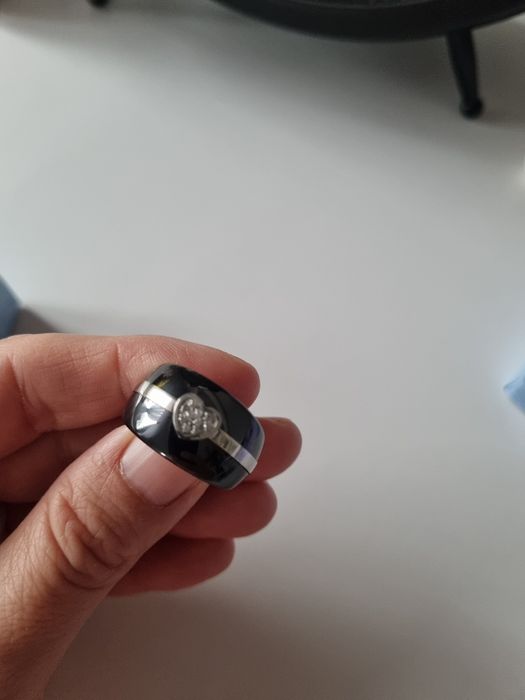 Ceramiczny perścionek, obrączka