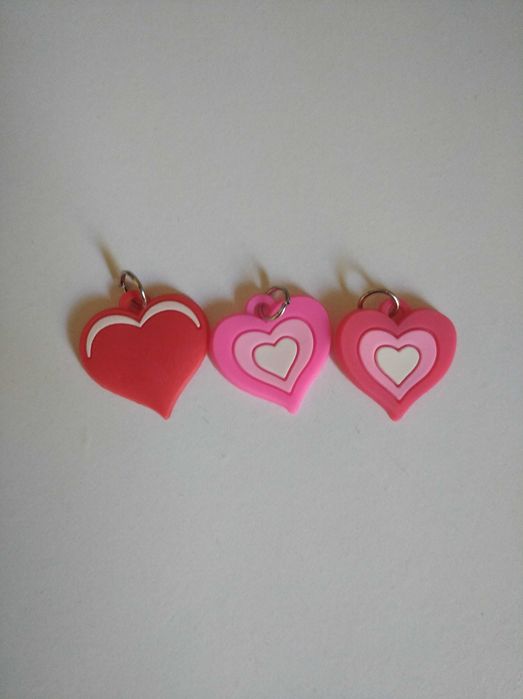 Wisiorki breloczki Serca zestaw
